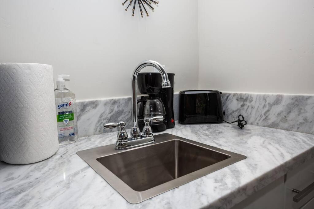 Studio With Large Balcony- San Diego Gateway Extérieur photo